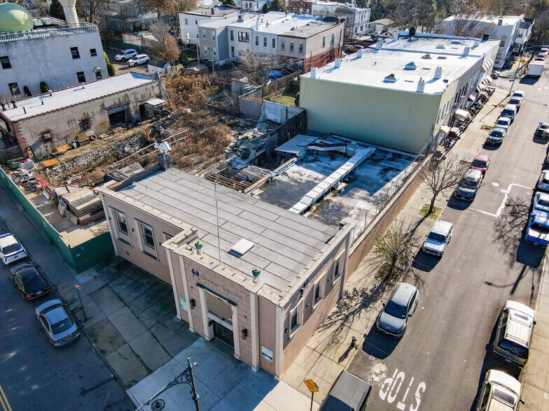 More Photos Of 7202 Myrtle Ave, Glendale Lodge Meeting Hall For Sale