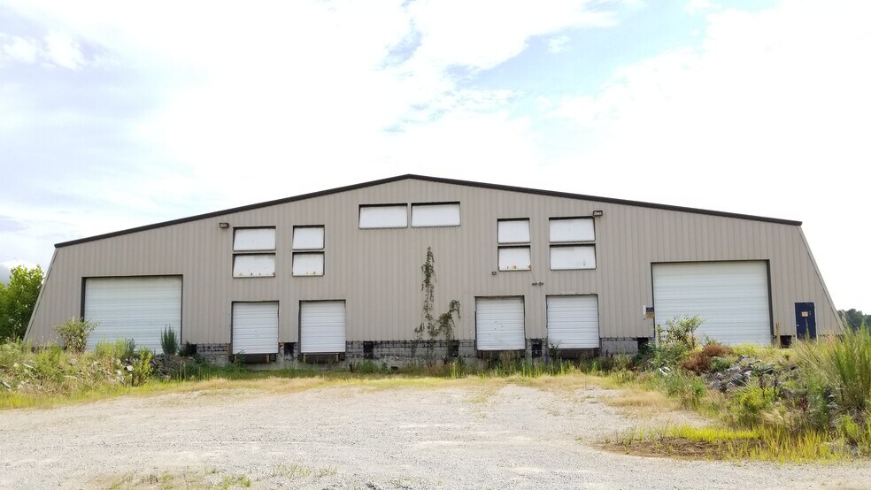More Photos Of 202 Industrial Dr, Emporia Industrial For Sale