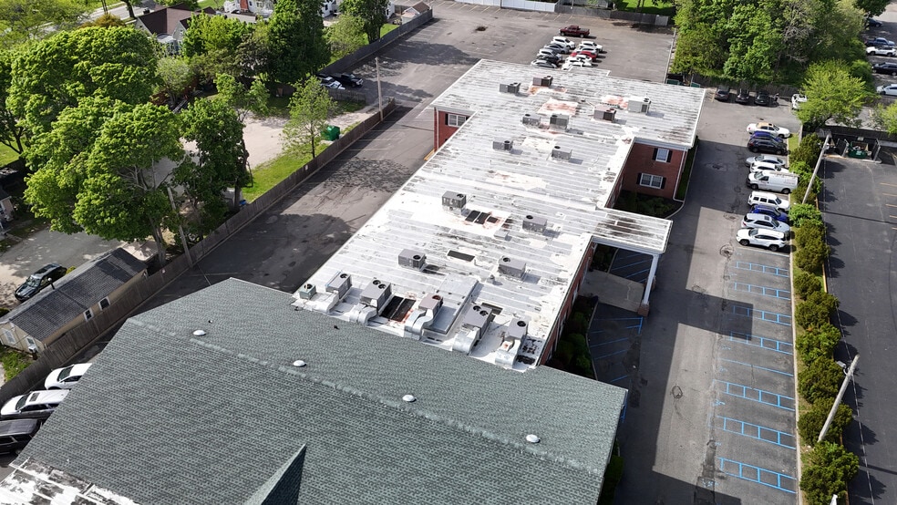 More Photos Of 475 E Main St, Patchogue Medical For Sale