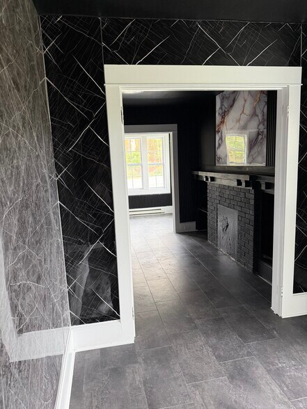 More Photos Of 80 Jefferson St, Monticello Office Residential For Sale