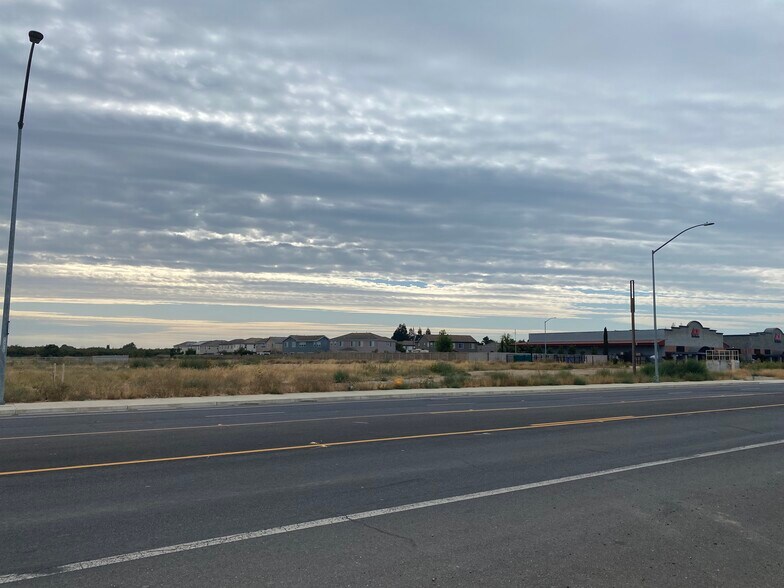 More Photos Of 3100 and 3200 McHenry Ave, Escalon Land For Sale