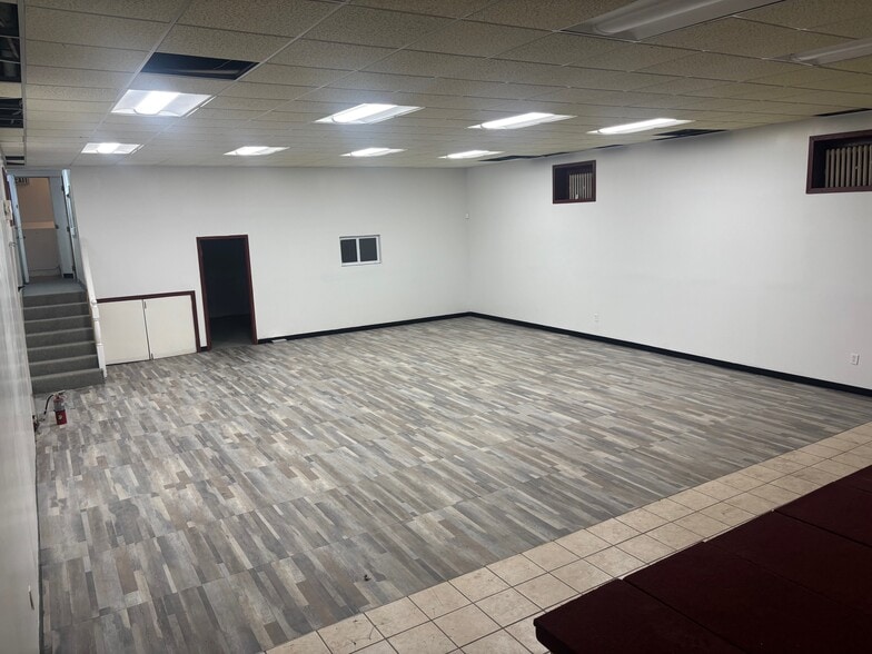 More Photos Of 346 Denison St, Baltimore Religious Facility For Sale