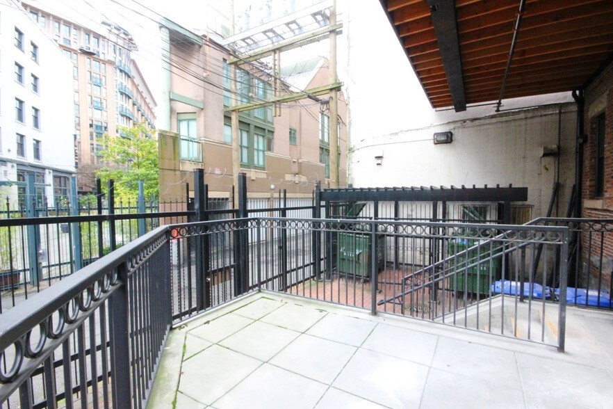 More Photos Of 50 Powell St, Vancouver Office For Lease