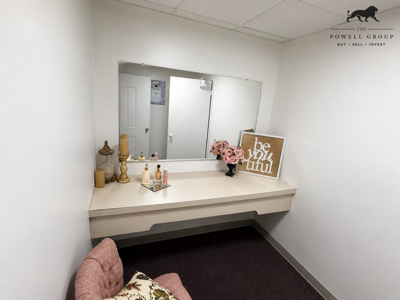 More Photos Of 4810 Avenue P, Lubbock Religious Facility For Sale