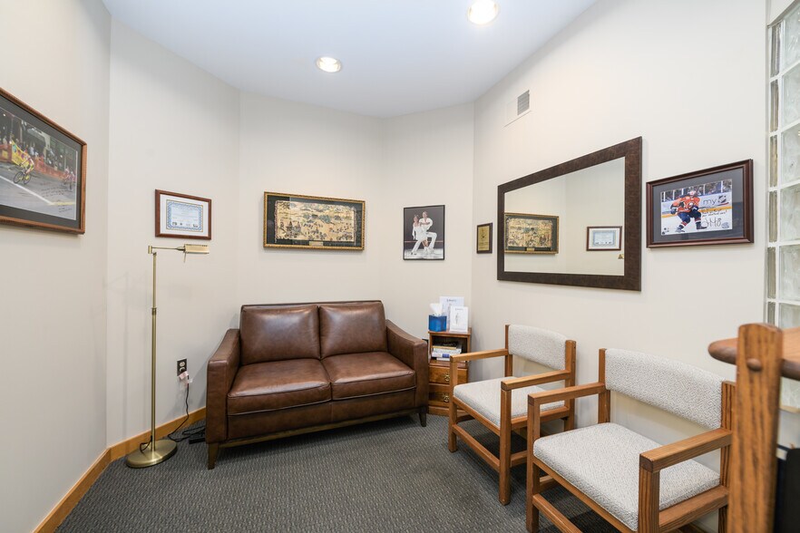 More Photos Of 130 Maple Ave, Red Bank Medical For Lease