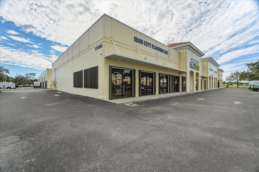 More Photos Of 17000 Alico Commerce Ct, Fort Myers Flex For Sale