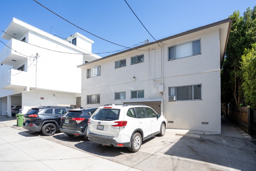 More Photos Of 1434 15th St, Santa Monica Apartments For Sale
