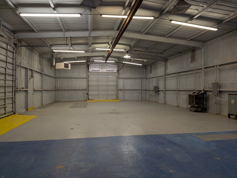 More Photos Of 7900 W Interstate 20, Midland Service For Sale