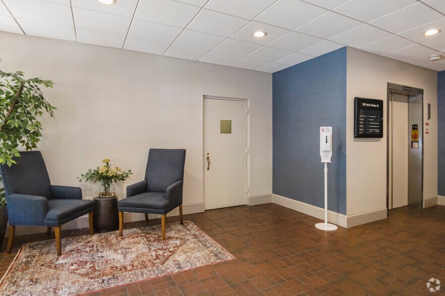 More Photos Of 301 N Fairfax St, Alexandria Office For Sale