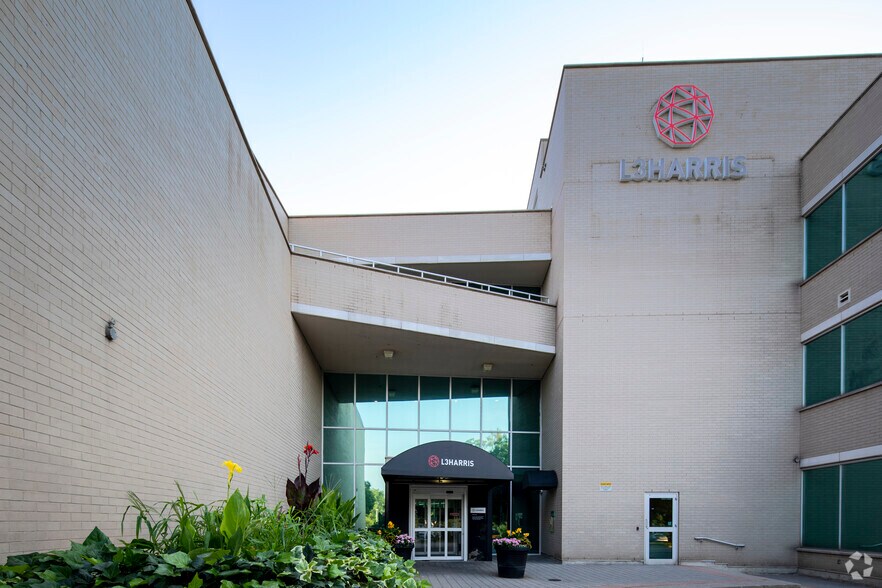 More Photos Of 649 North Service Rd, Burlington Office For Sale