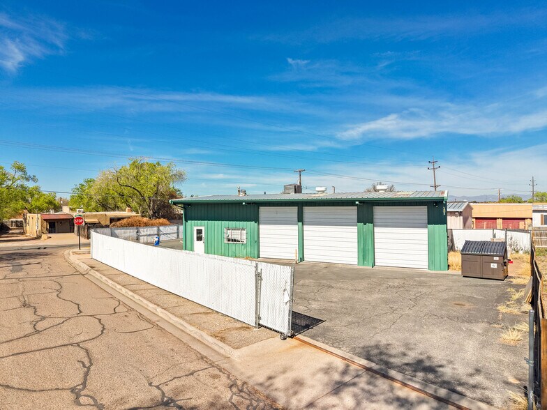Primary Photo Of 1747 Jay St, Santa Fe Warehouse For Sale