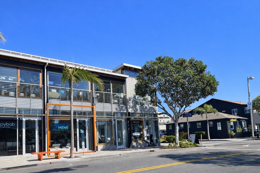 Primary Photo Of 1300 Highland Ave, Manhattan Beach General Retail For Sale