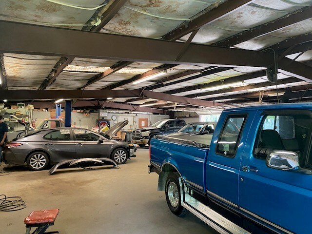 More Photos Of 15700 Hwy 175 E, Poynor General Retail For Sale