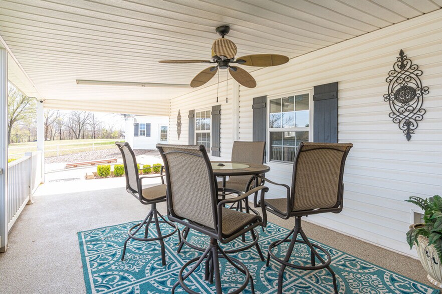 More Photos Of 464779 E 1070 Rd, Sallisaw Flex For Sale