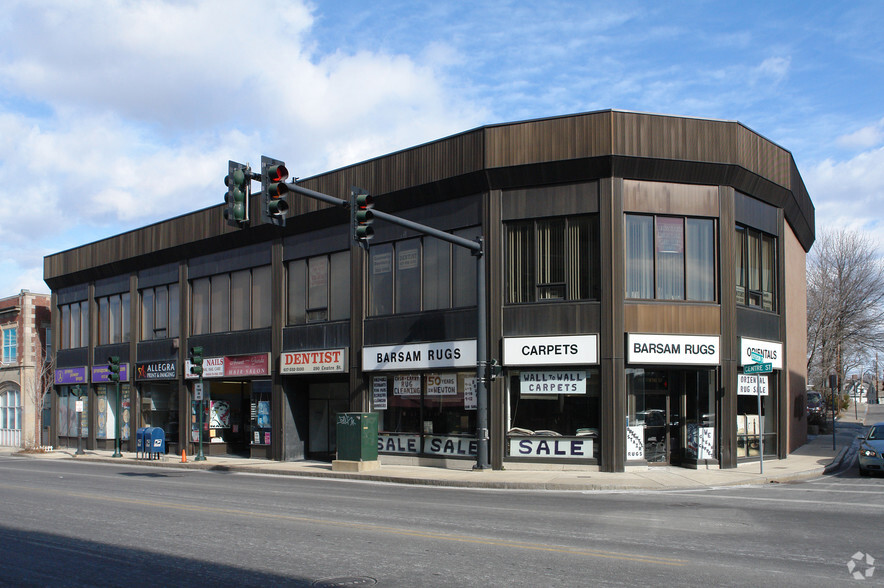 Primary Photo Of 282 Centre St, Newton Storefront Retail Office For Lease