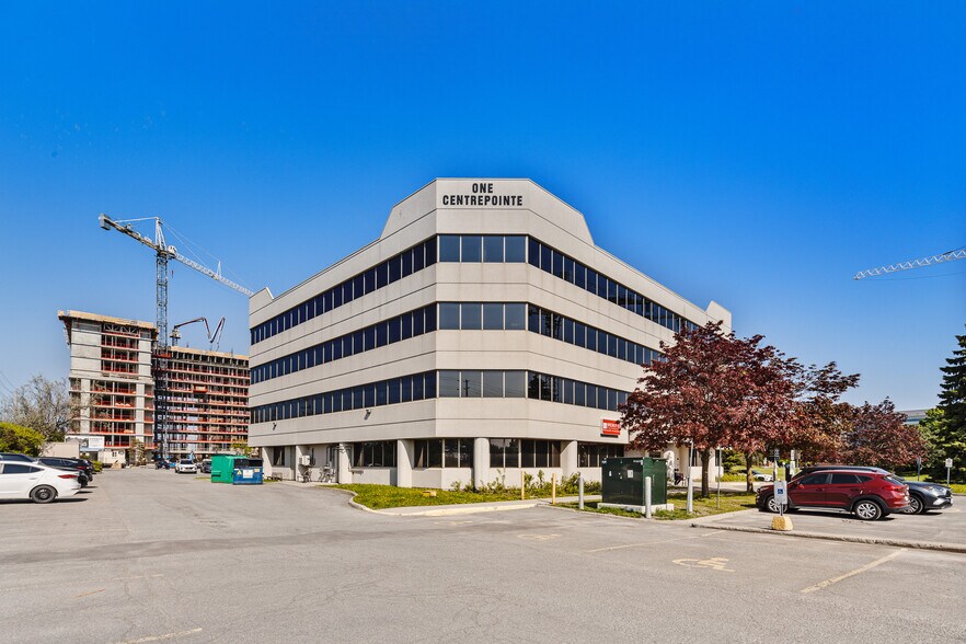 More Photos Of 1 Centrepointe Dr, Nepean Medical For Lease