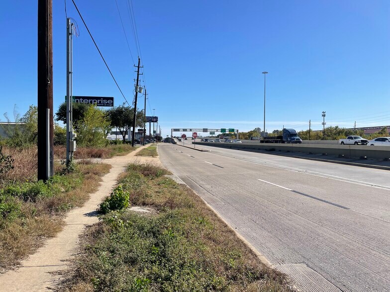 More Photos Of 17800 Northwest Fwy, Houston Land For Lease