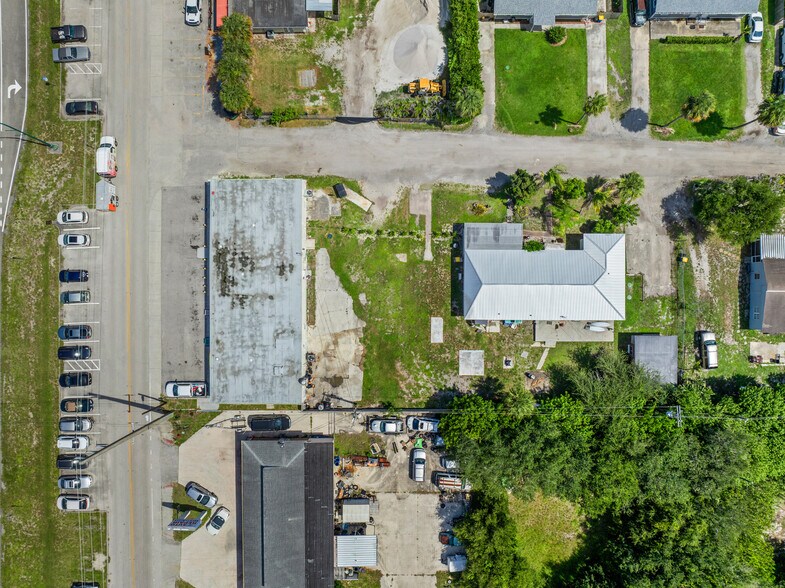 More Photos Of 11150-11170 SE Federal Hwy, Hobe Sound Storefront For Sale
