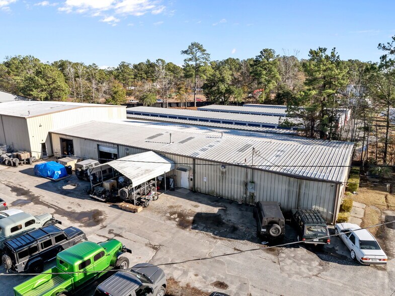 More Photos Of 4704 N College Rd, Castle Hayne Warehouse For Lease