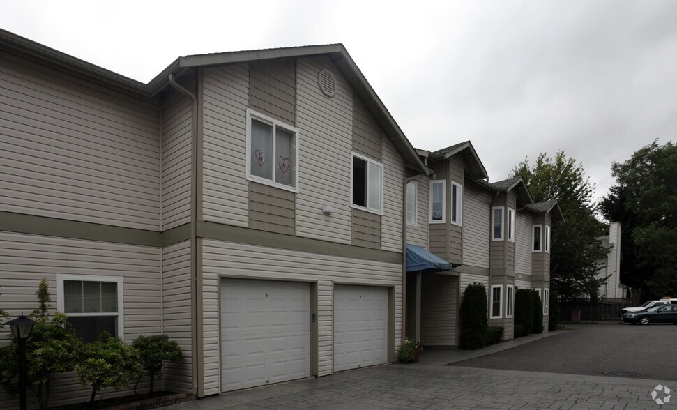 More Photos Of 9925 NE 134th Ct, Kirkland Office For Lease