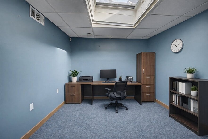 More Photos Of 328 Northrup Ave, Mamaroneck Flex For Lease