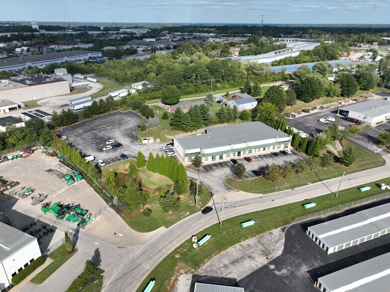 More Photos Of 350 Aristocrat Dr, Florence Light Distribution For Sale