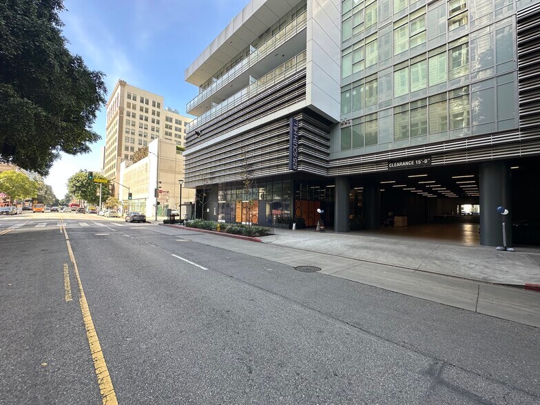 More Photos Of 825 S Hill St, Los Angeles Apartments For Lease