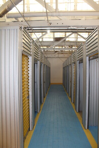 More Photos Of 160 W Haines Blvd, Lake Alfred Self Storage For Sale