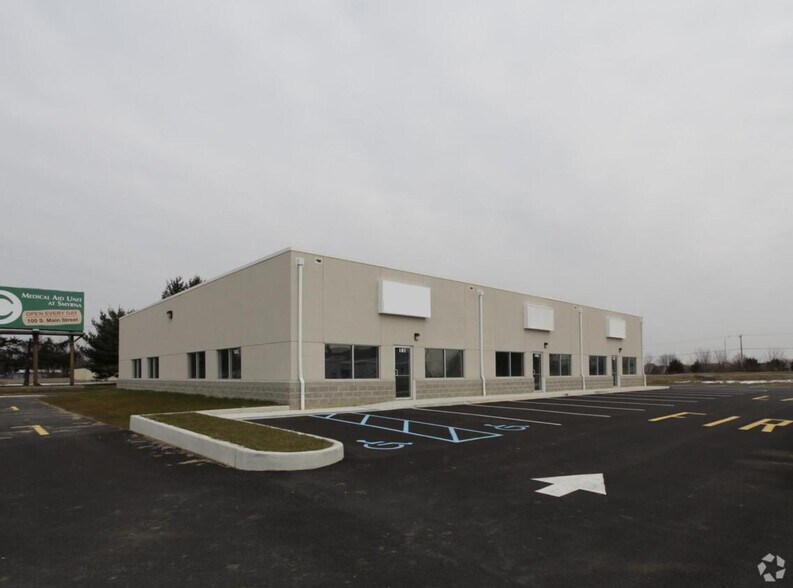 More Photos Of 1231 S Dupont Blvd, Smyrna Storefront Retail Office For Lease