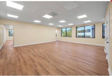 More Photos Of 166 Prosperous Pl, Lexington Office For Lease