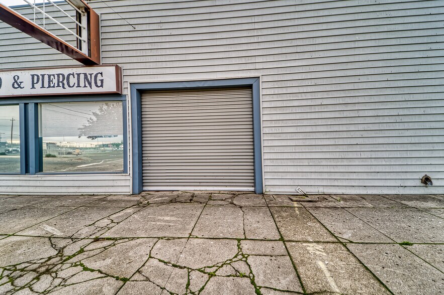 More Photos Of 124 6th St, Marysville Freestanding For Sale