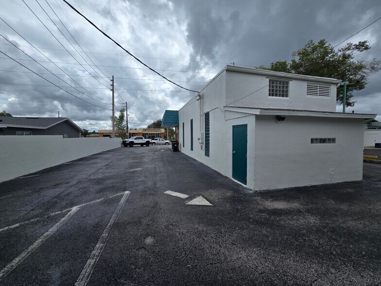 More Photos Of 4435 Curry Ford Rd, Orlando Medical For Sale