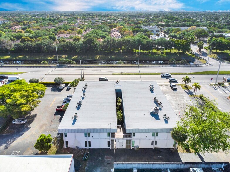 More Photos Of 1900 N University Dr, Pembroke Pines Office For Lease