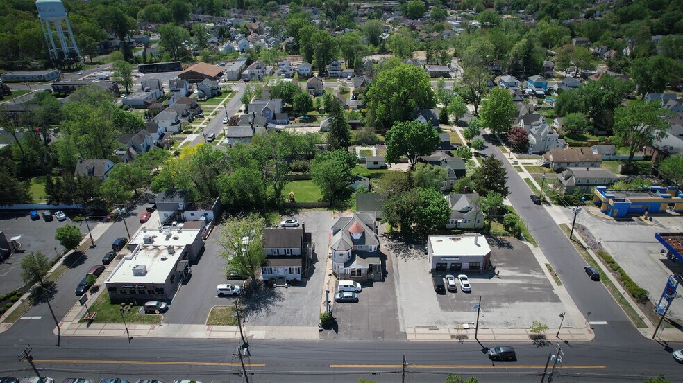 More Photos Of 604 White Horse Pike, Oaklyn Storefront For Sale