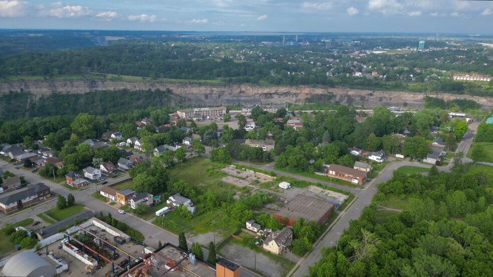 More Photos Of 4415 Buttrey St, Niagara Falls Land For Sale