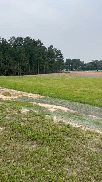 Primary Photo Of 12110 Old Montgomery Rd, Willis Light Distribution For Lease