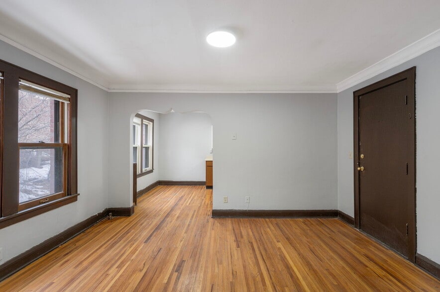More Photos Of 487 Grand Ave, Saint Paul Apartments For Sale