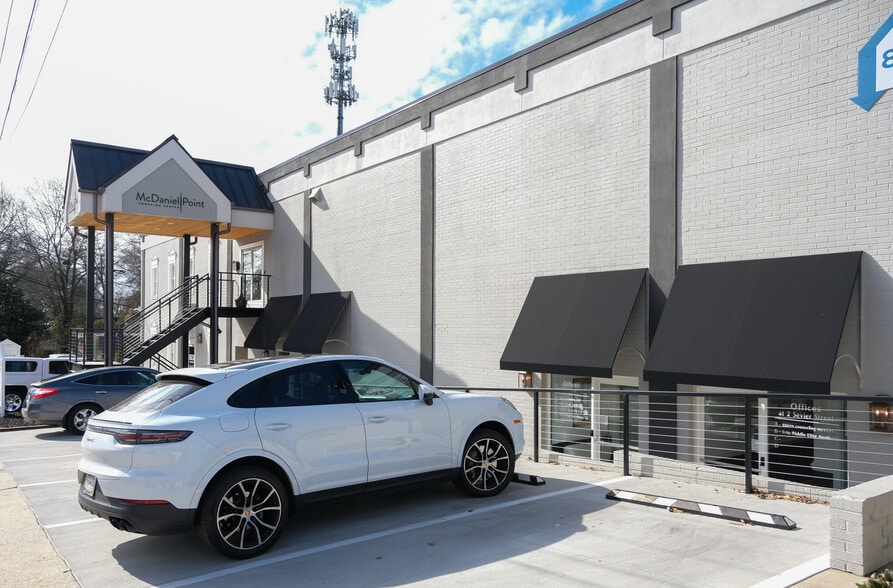 More Photos Of 1990 Augusta St, Greenville Office For Lease