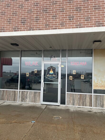 Primary Photo Of 1080 Riverplace Mall, Amery General Retail For Lease