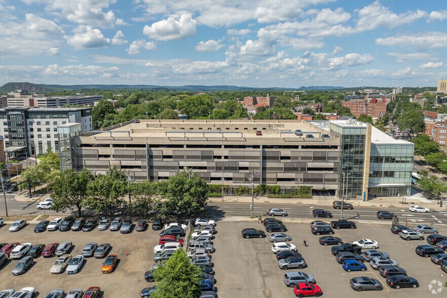 More Photos Of 2 Howe St, New Haven Freestanding For Sale