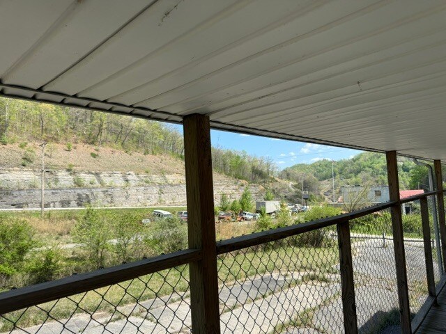 More Photos Of 4040 Ky-15, Bonnyman General Retail For Sale