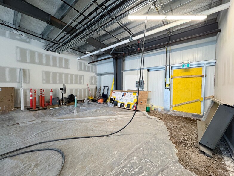 More Photos Of 91 Horsman Rd, Moncton General Retail For Lease