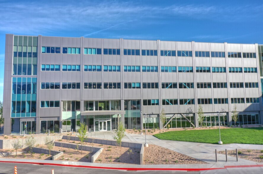 More Photos Of 295 S Chipeta Way, Salt Lake City Office For Lease
