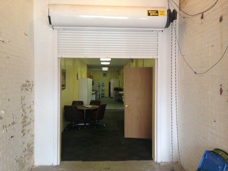 More Photos Of 137 E Washington St, Shelbyville Lodge Meeting Hall For Sale