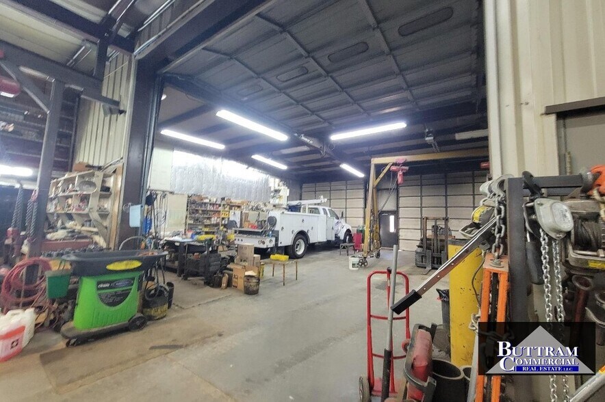 More Photos Of 4405 W Energy Ln, Joplin Industrial For Sale