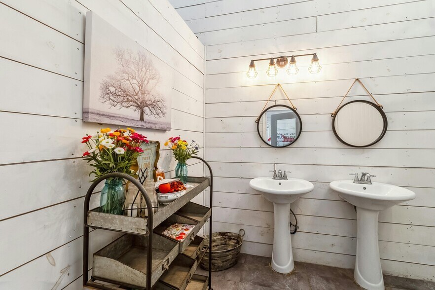 More Photos Of 145 Spring Rd, San Marcos Land For Sale