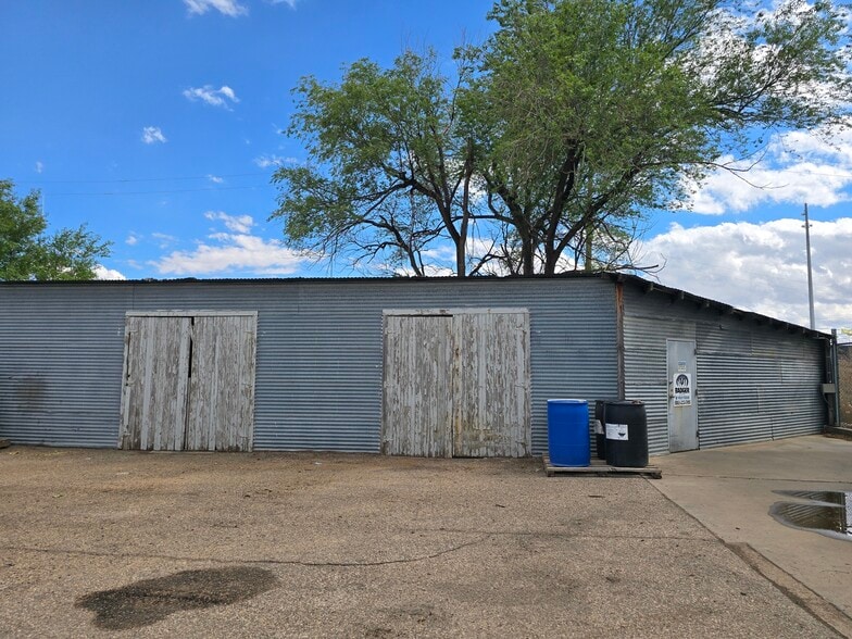 More Photos Of 712 S Milam St, Amarillo Warehouse For Lease