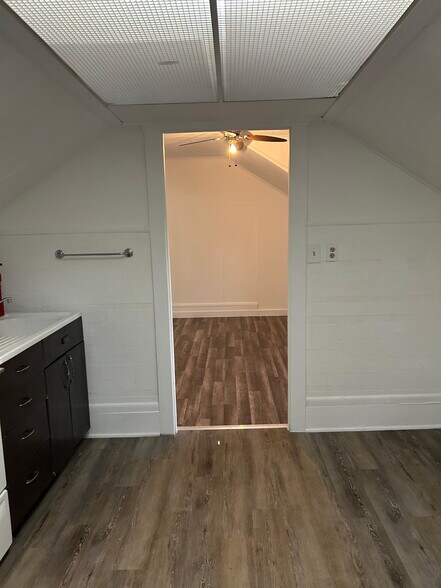 More Photos Of 213 Cedar St, Klamath Falls Apartments For Sale