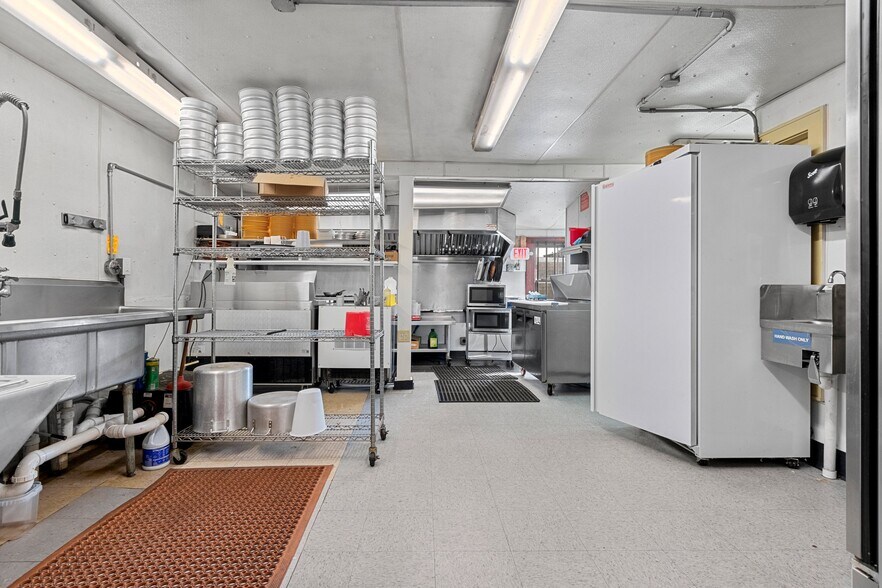 More Photos Of 110 W Pulaski St, Pulaski Restaurant For Sale