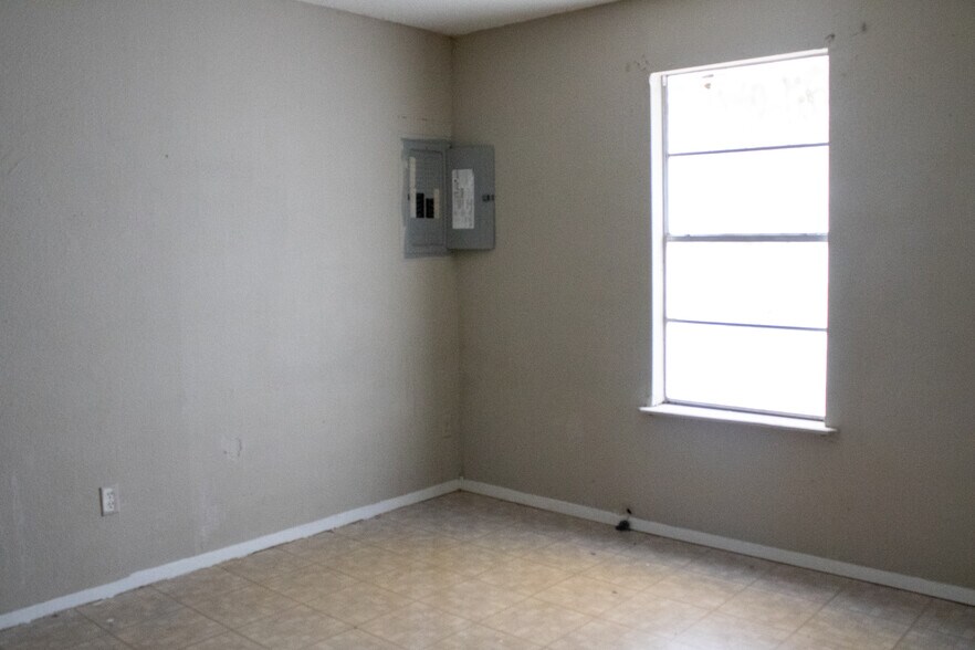 More Photos Of 4329 N Flores St, Edinburg Apartments For Sale